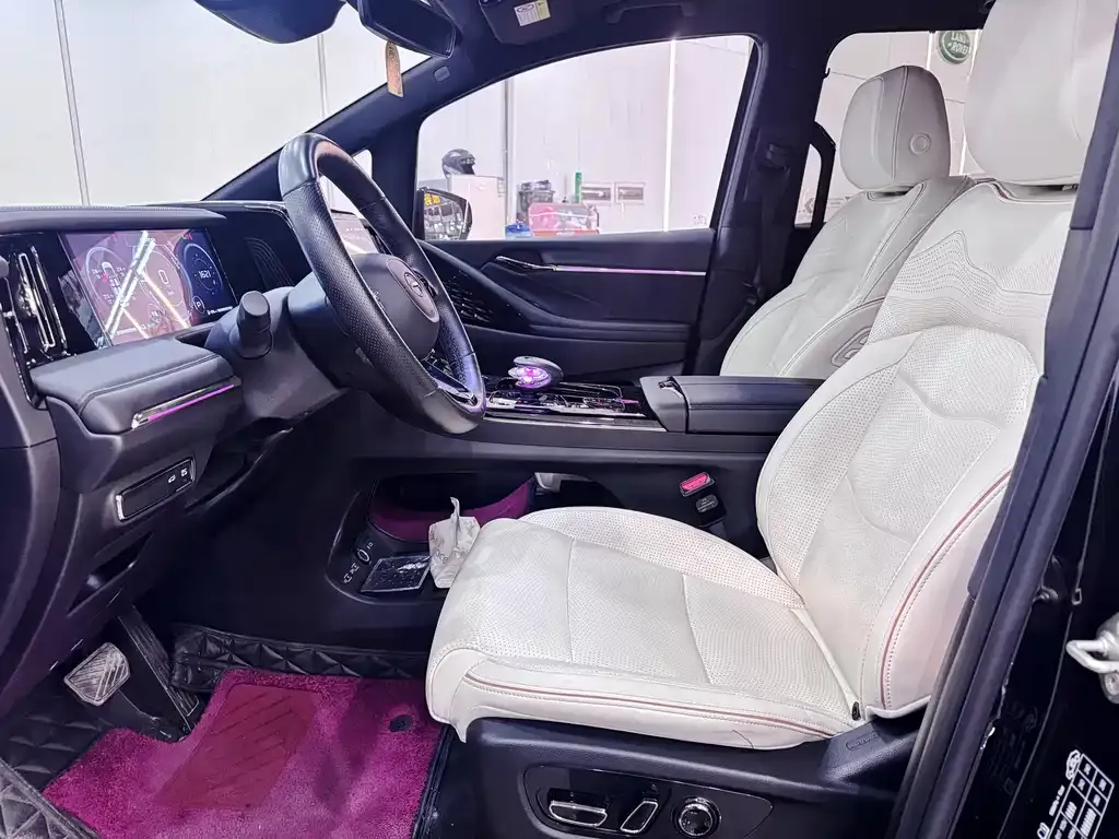 GAC Motor Trumpchi M8 — фото 2