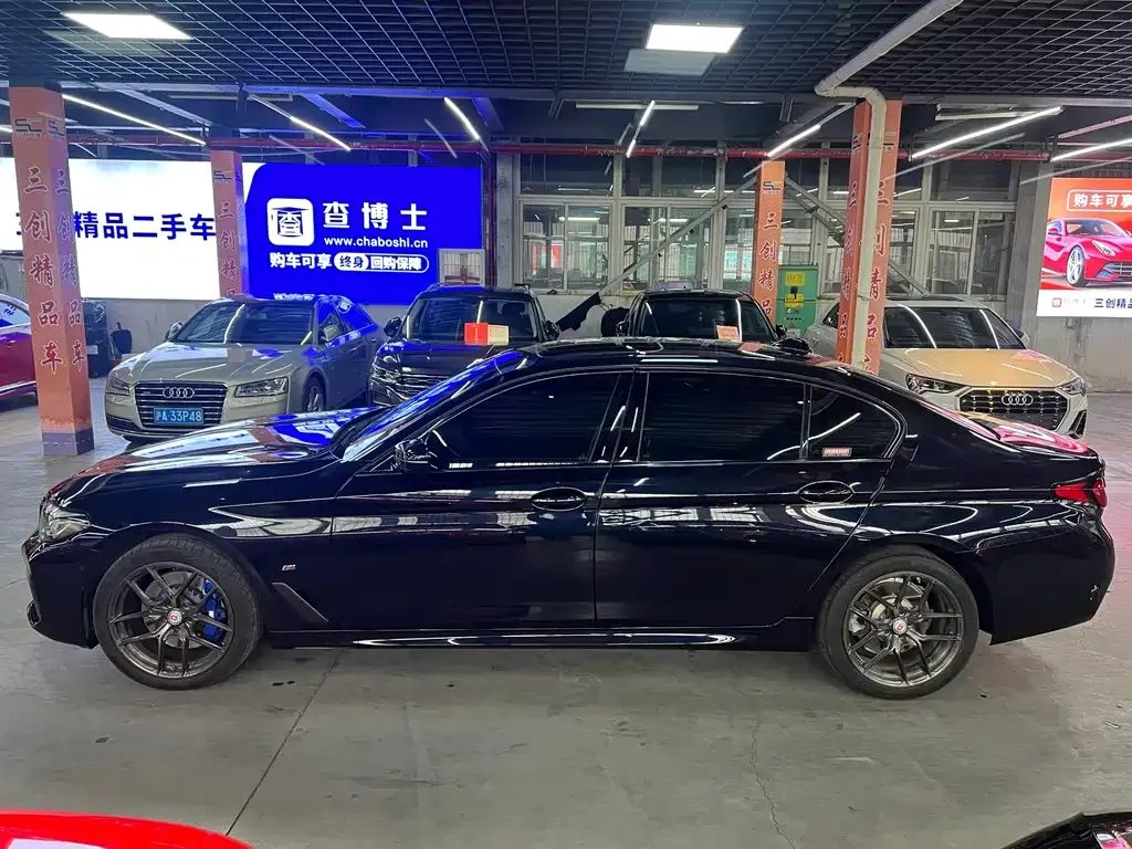 BMW 5 Series 2022 из CN, фото 4