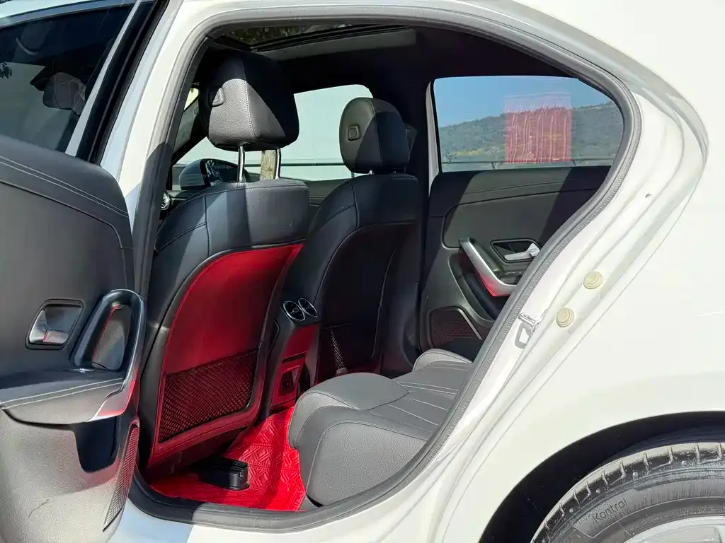 Mercedes-Benz A-Class 2022 из CN, фото 6