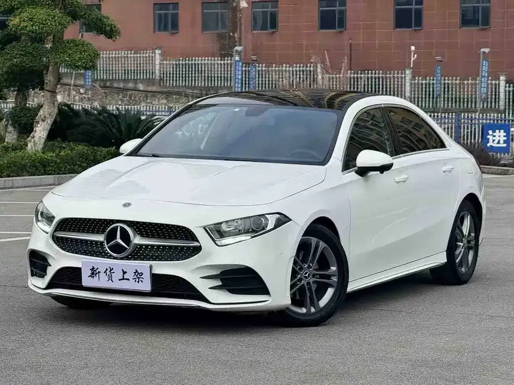 Mercedes-Benz A-Class — фото 1