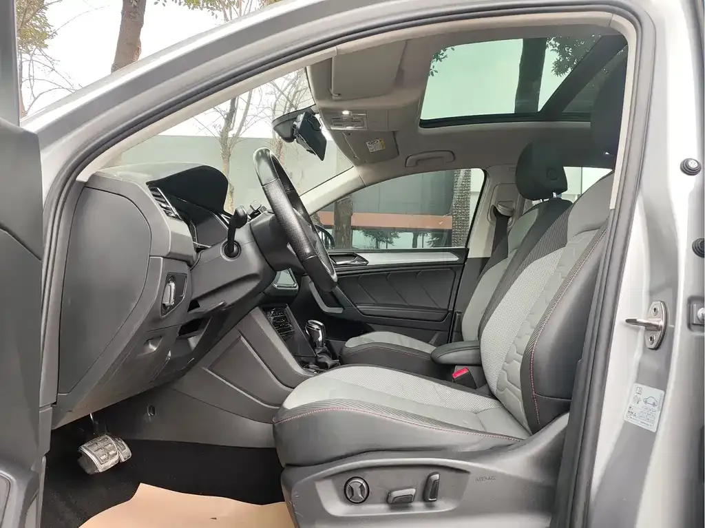 Volkswagen Tiguan X 2021 из CN, фото 4