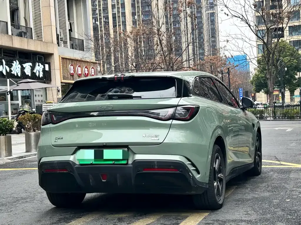 BYD Seal 06GT — фото 7