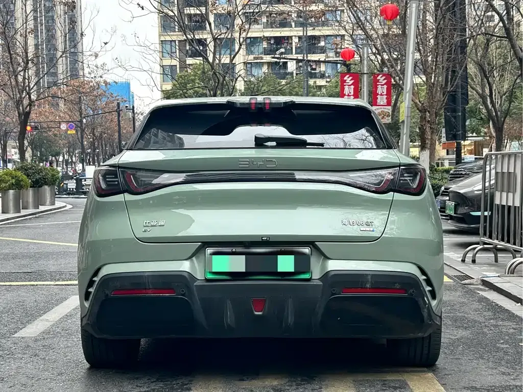 BYD Seal 06GT — фото 6