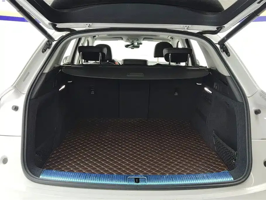 Audi Q5L 2021 из CN, фото 8