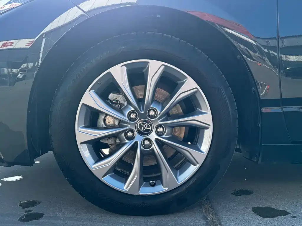 Toyota Avalon 2024 из CN, фото 4