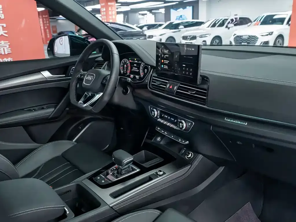 Audi Q5L 2024 из CN, фото 5
