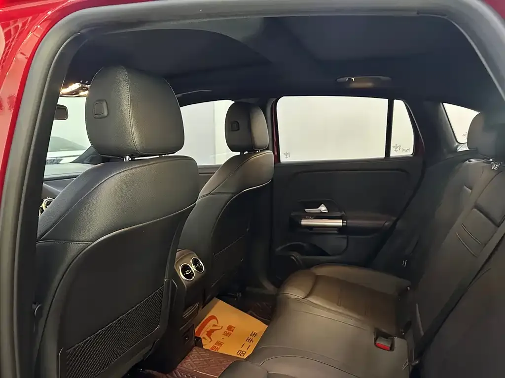 Mercedes-Benz GLA 2022 из CN, фото 2
