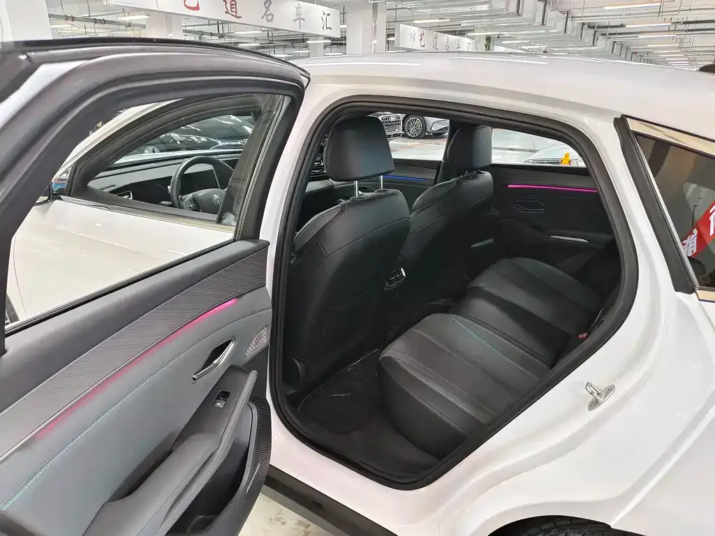 BYD Qin L 2025 из CN, фото 4