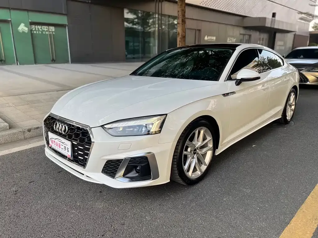 Audi A5 (Import) 2021 из CN, фото 1