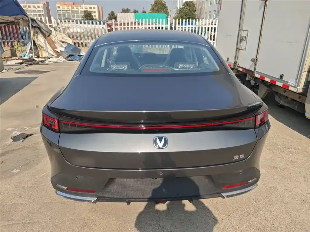 Changan Eado PHEV 2026 из CN, фото 3