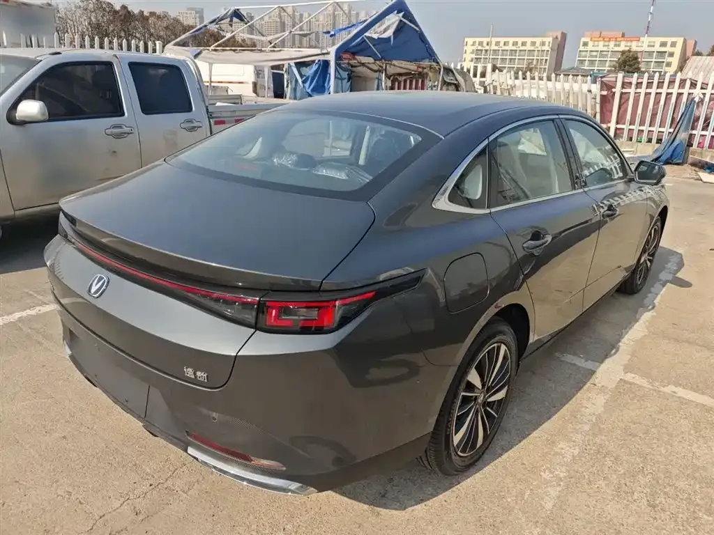 Changan Eado PHEV 2026 из CN, фото 10