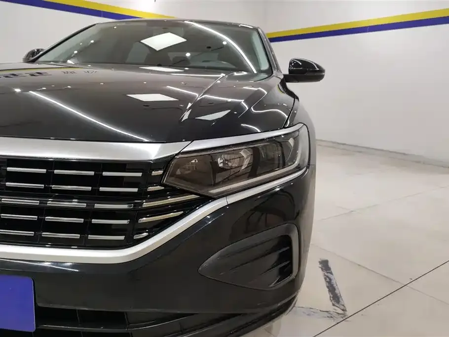 Volkswagen Passat 2023 из CN, фото 9