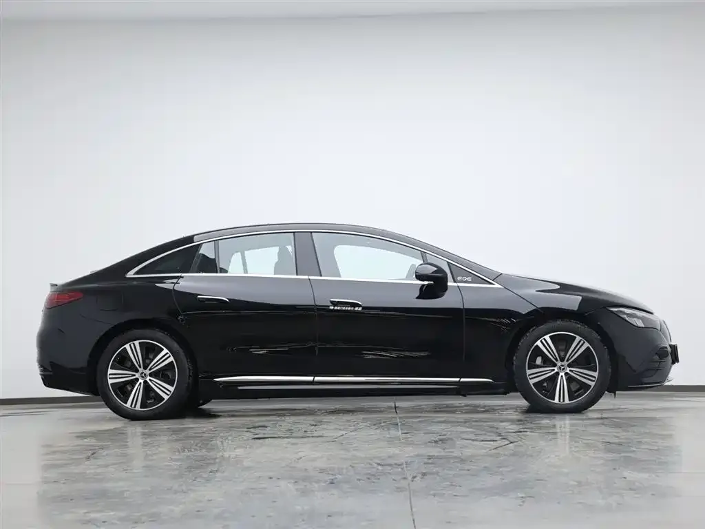 Mercedes-Benz EQE 2025 из CN, фото 2