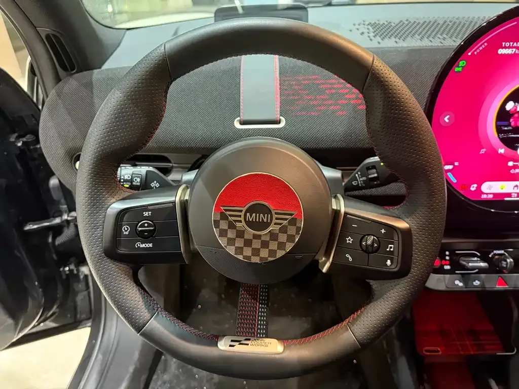 MINI Cooper EV 2025 из CN, фото 4