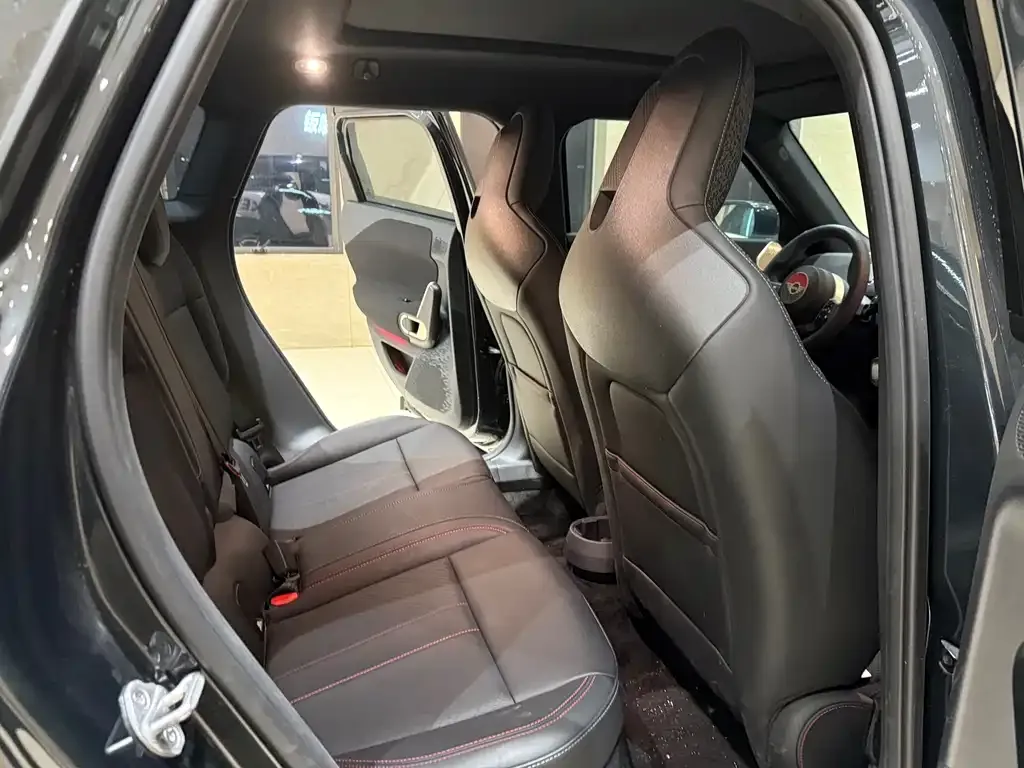MINI Cooper EV 2025 из CN, фото 3