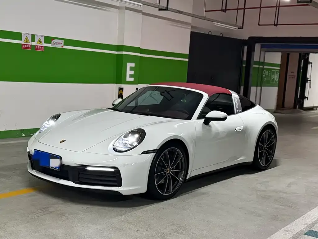 Porsche 911 2023 из CN, фото 1
