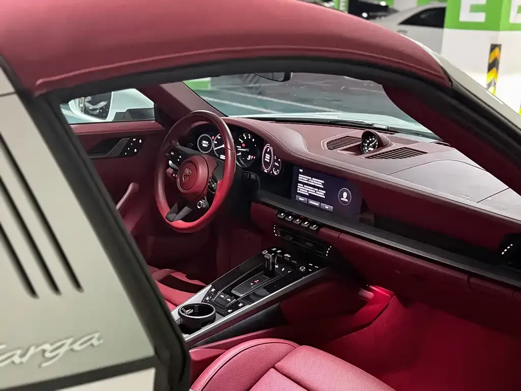 Porsche 911 2023 из CN, фото 7