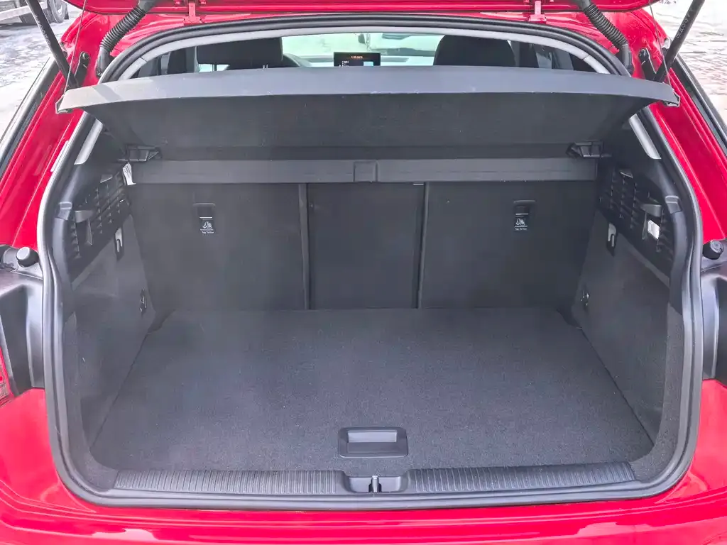 Audi Q2L 2022 из CN, фото 2