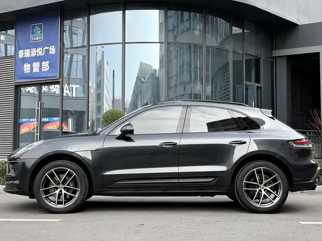 Porsche Macan 2023 из CN, фото 4