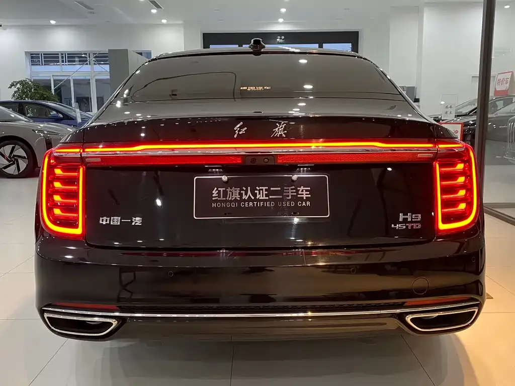 Hongqi H9 — фото 10