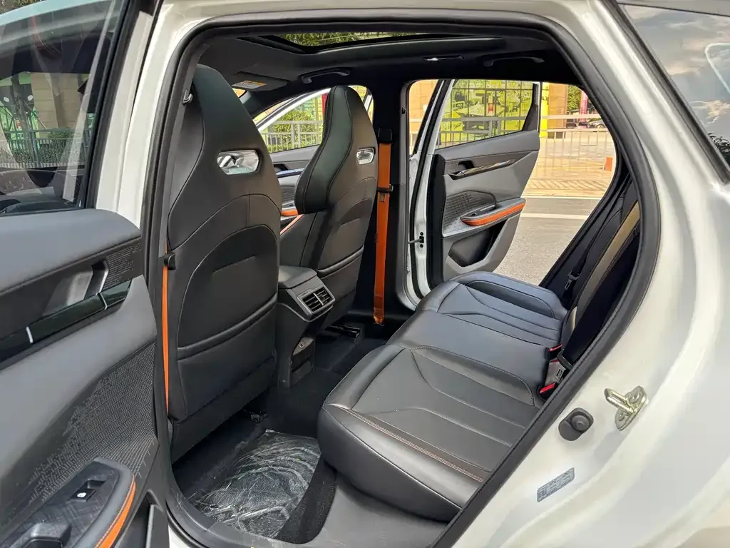 Changan UNI-V 2023 из CN, фото 6