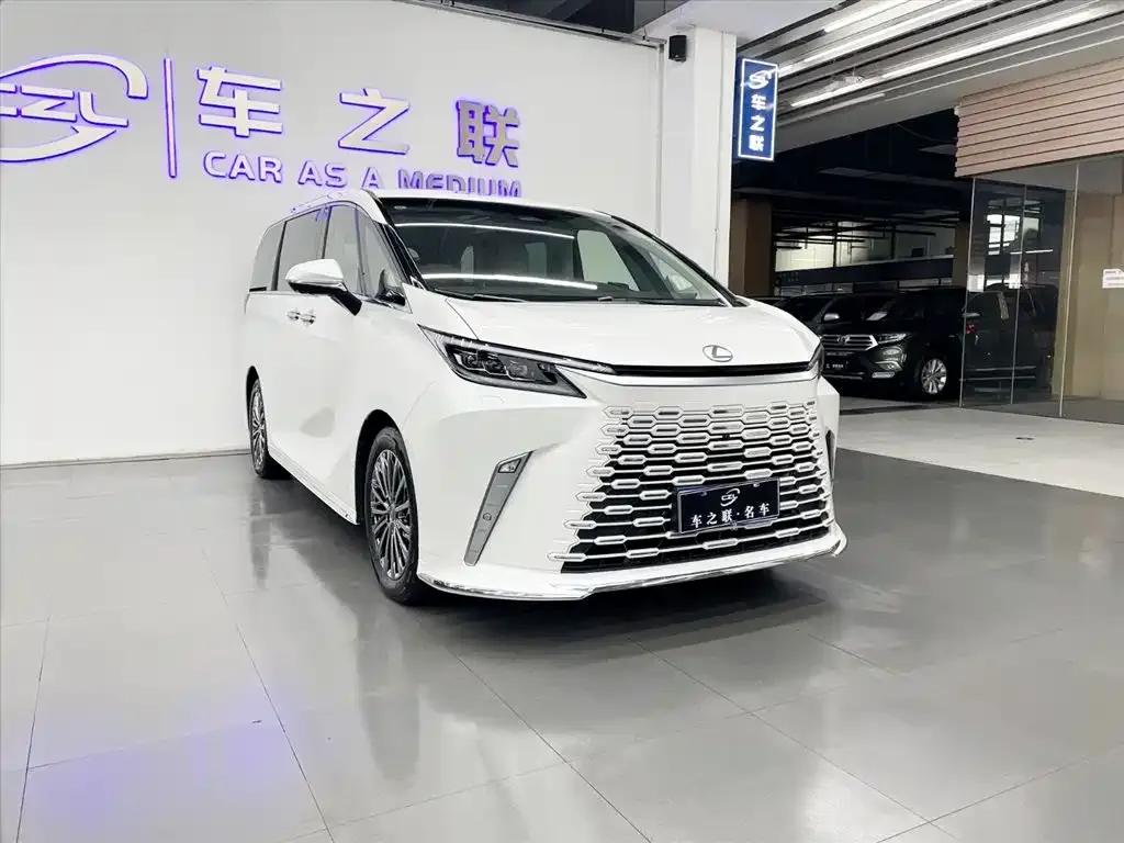 Lexus LM 2025 из CN, фото 1