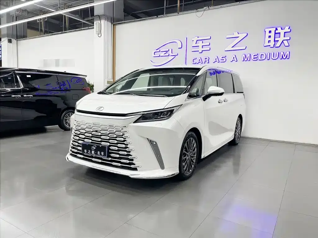 Lexus LM 2025 из CN, фото 5