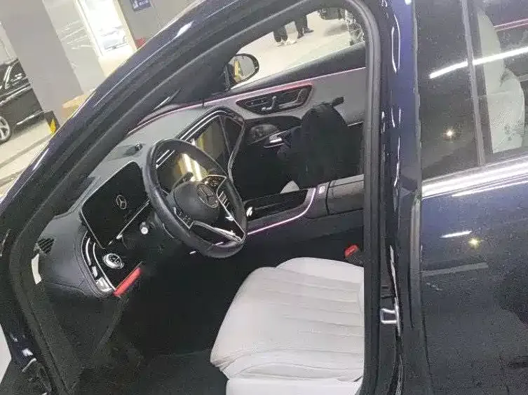 Mercedes-Benz E-Class 2024 из CN, фото 4