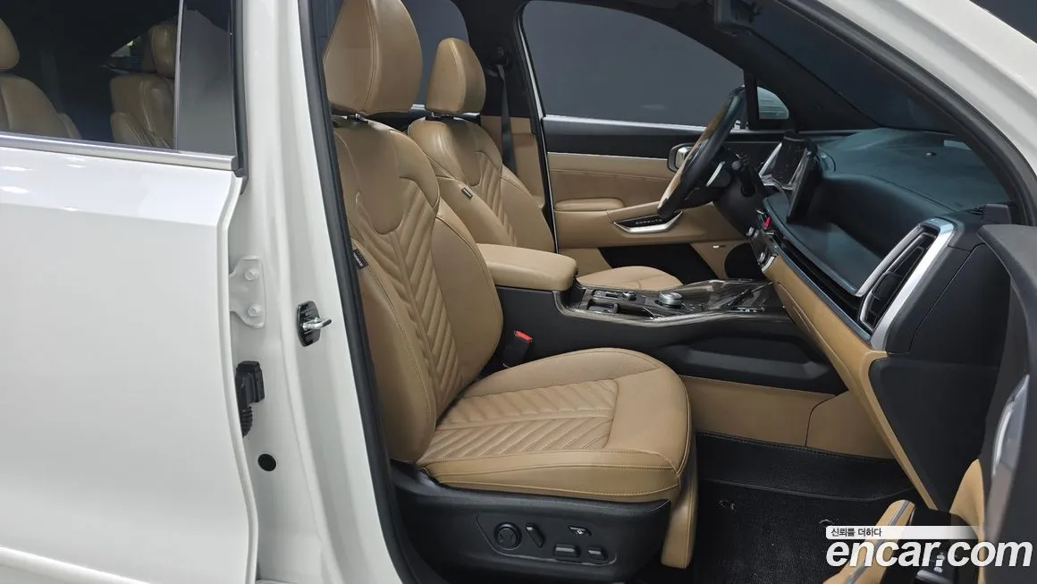 Kia Sorento — фото 9