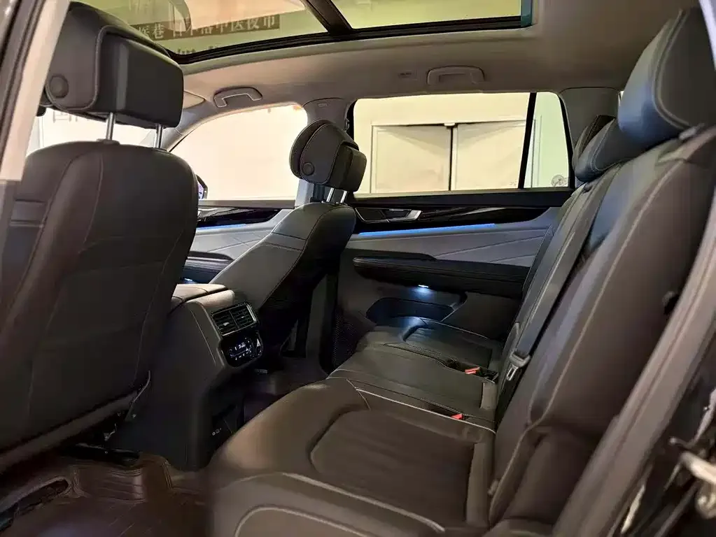 Volkswagen Teramont 2023 из CN, фото 8
