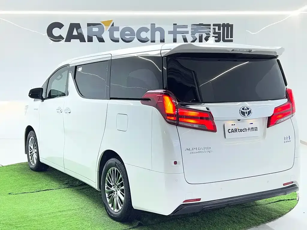 Toyota Alphard 2022 из CN, фото 4
