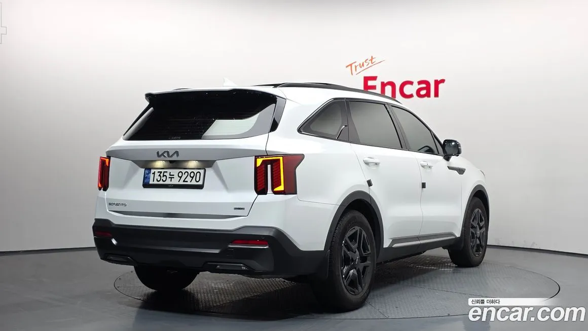Kia Sorento — фото 4