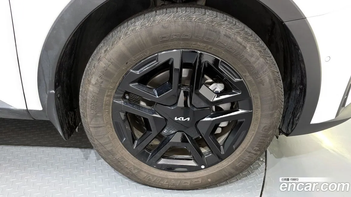 Kia Sorento — фото 8