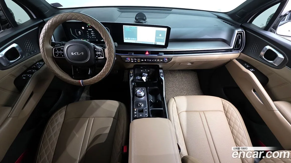Kia Sorento — фото 9
