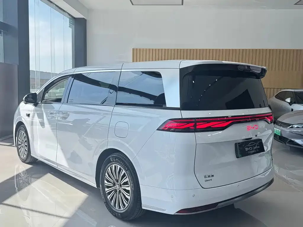 BYD Xia 2025 из CN, фото 8