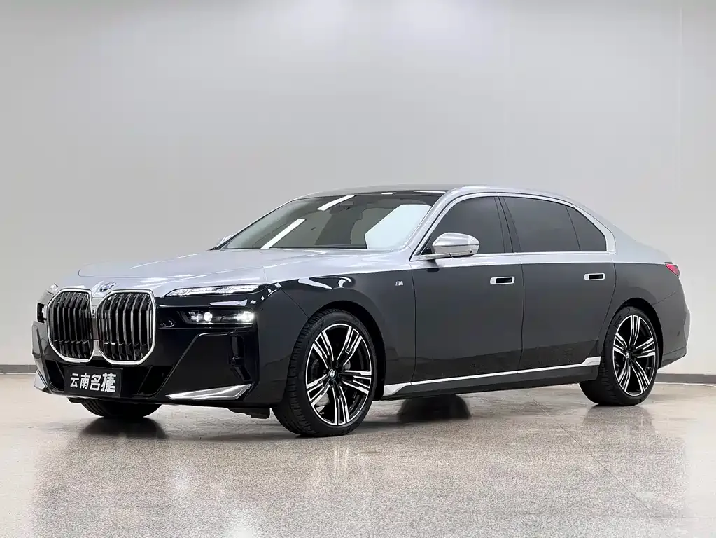 BMW 7 Series 2025 из CN, фото 1