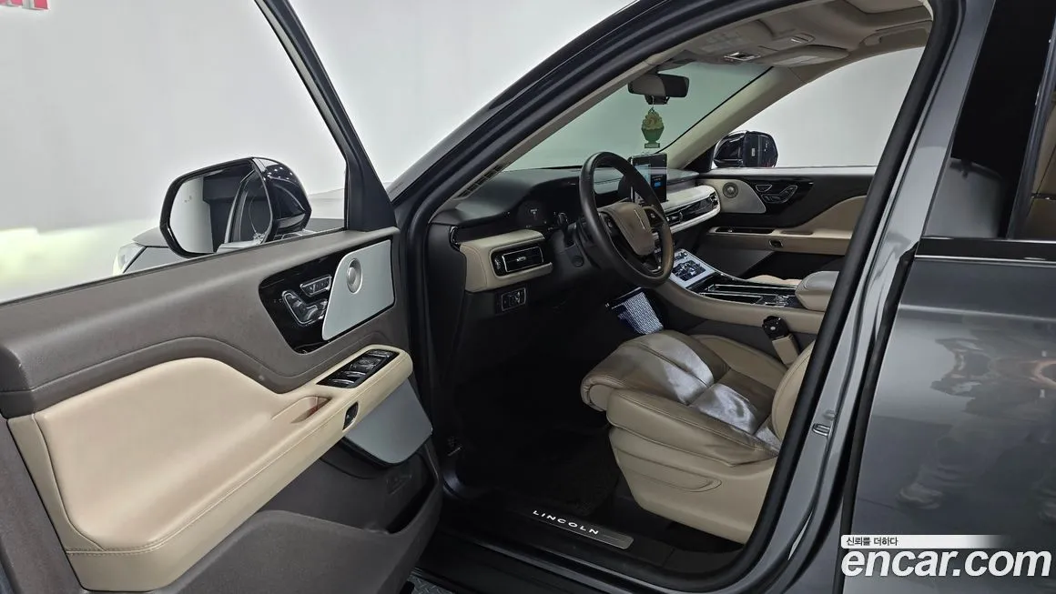 Lincoln Aviator 2023 из KR, фото 8