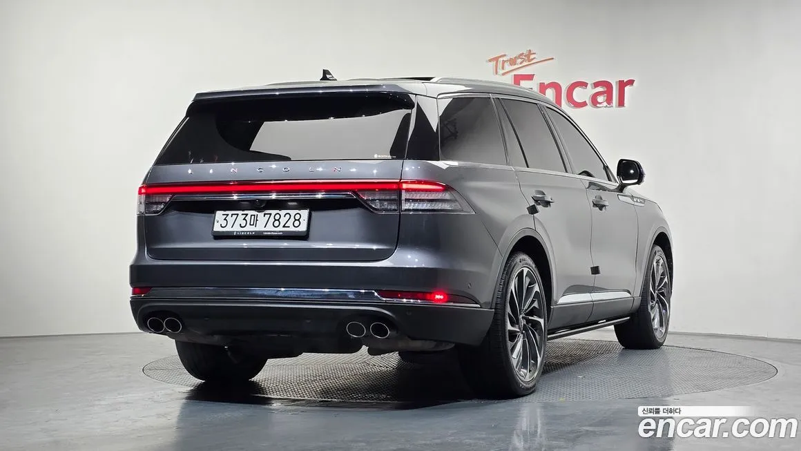 Lincoln Aviator 2023 из KR, фото 9