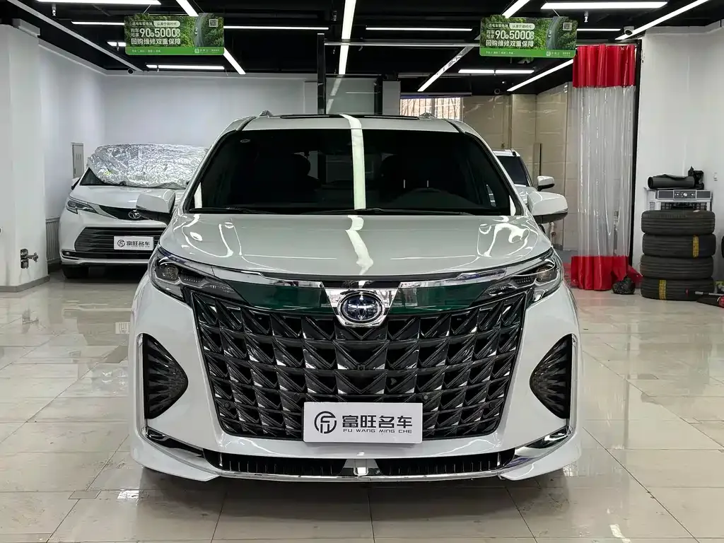 Toyota Sienna 2024 из CN, фото 4