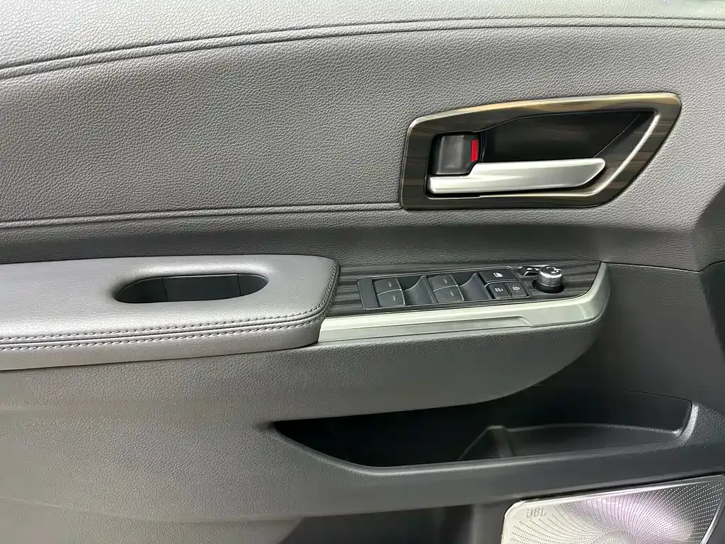 Toyota Sienna 2024 из CN, фото 9