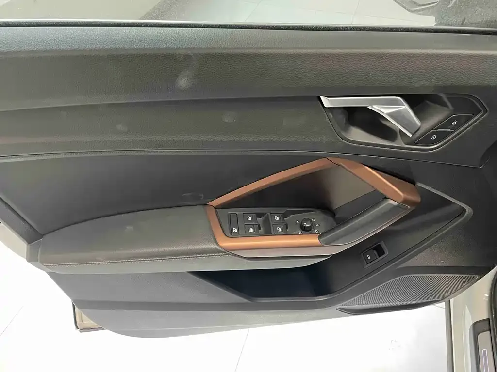 Audi Q3 2022 из CN, фото 7