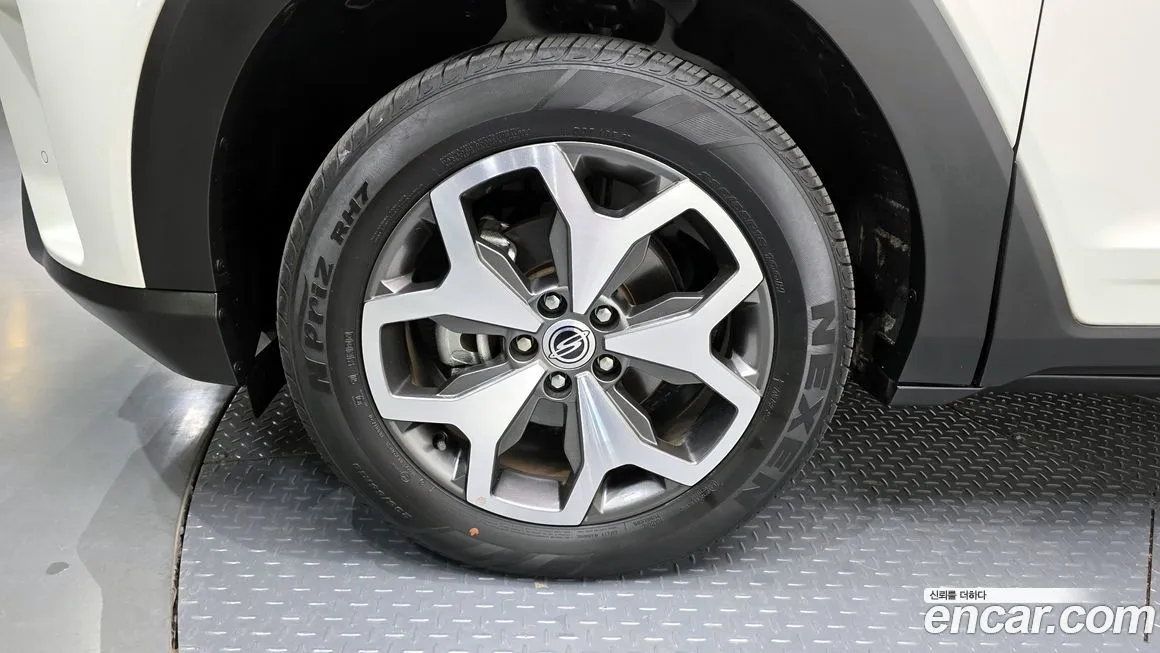 KG Mobility (Ssangyong) Torres — фото 10