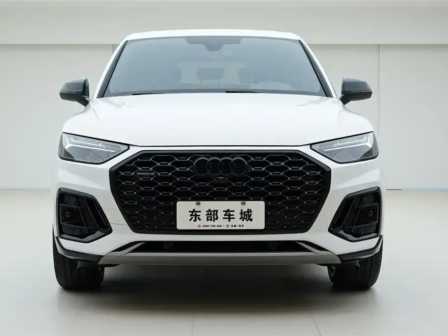 Audi Q5L Sportback — фото 9