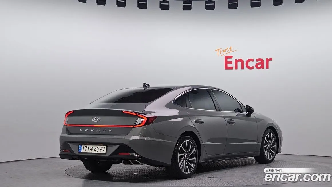 Hyundai Sonata — фото 2