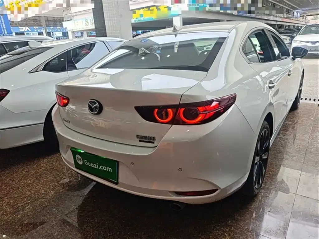 Mazda 3 Axela 2024 из CN, фото 3