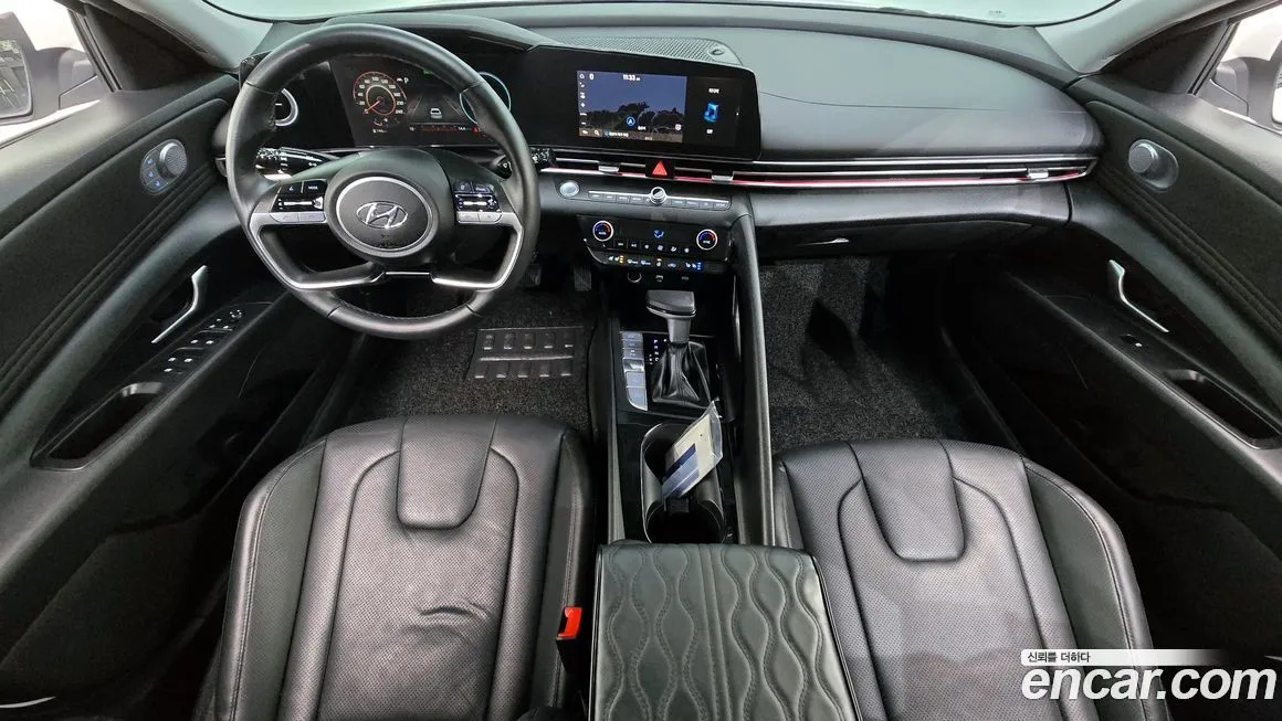 Hyundai AVANTE 2021 из KR, фото 3