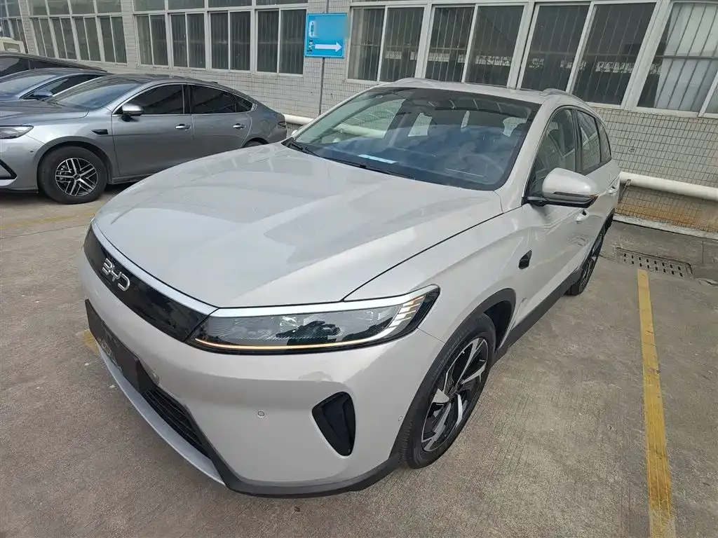 BYD Seal 05 DM-i 2025 из CN, фото 1
