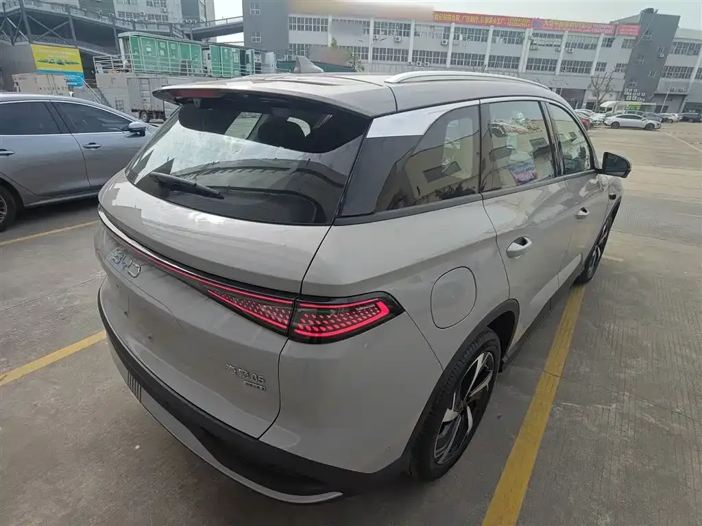 BYD Seal 05 DM-i 2025 из CN, фото 6