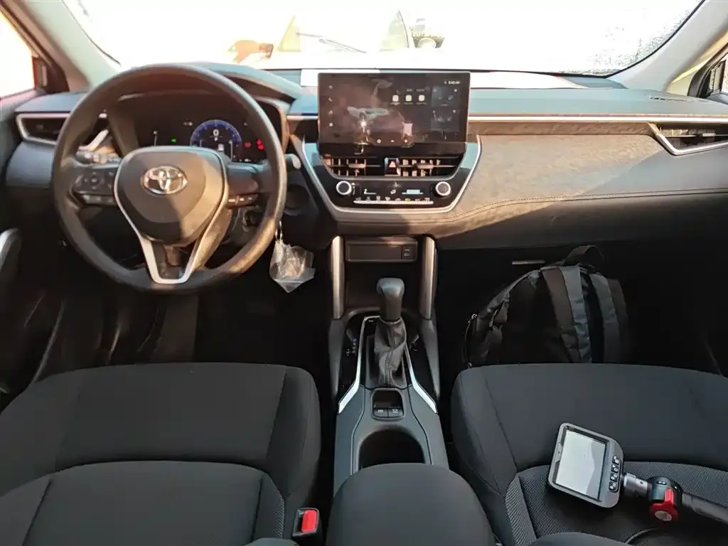Toyota Frontlander 2023 из CN, фото 5