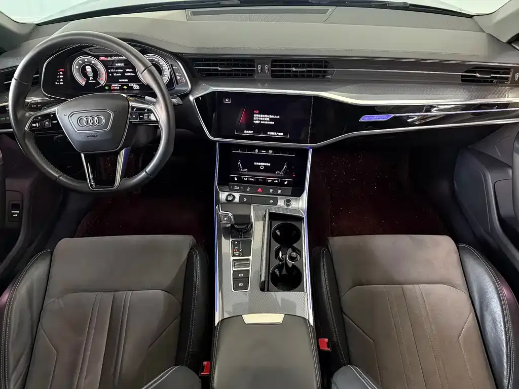 Audi A6L 2022 из CN, фото 10
